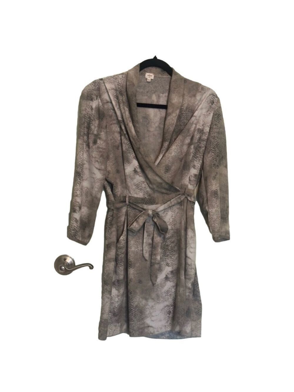 51. Aritzia Wilfred Wrap Dress. Python print. D15